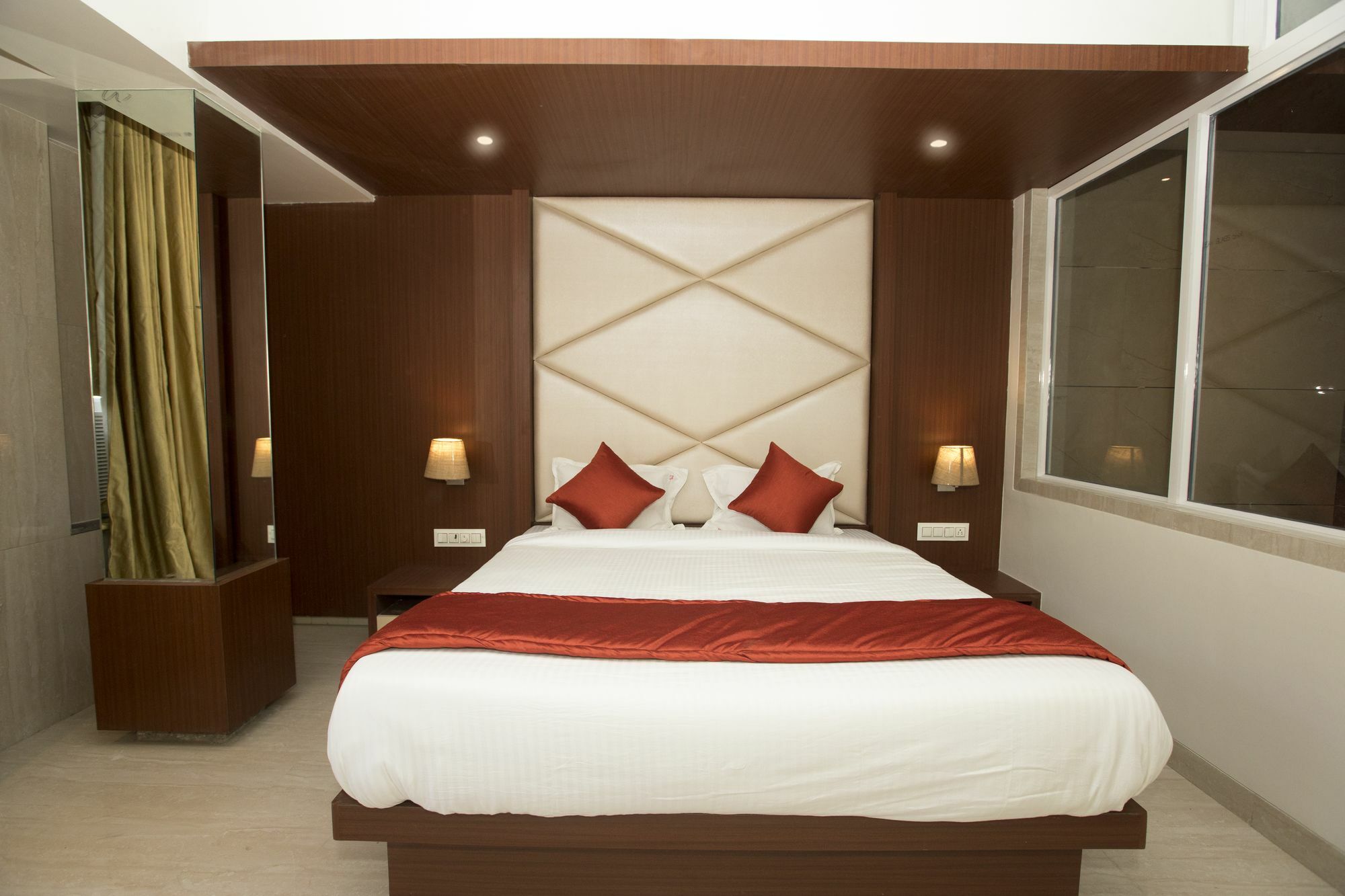 Hotel Spring Inn Mumbai Exterior photo